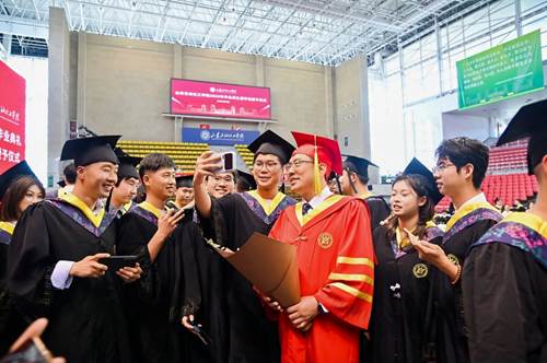 https://www.sdipct.edu.cn/__local/0/83/85/4D7B244BA85DE1C985A6F37F452_9DC05E85_5C129.jpg