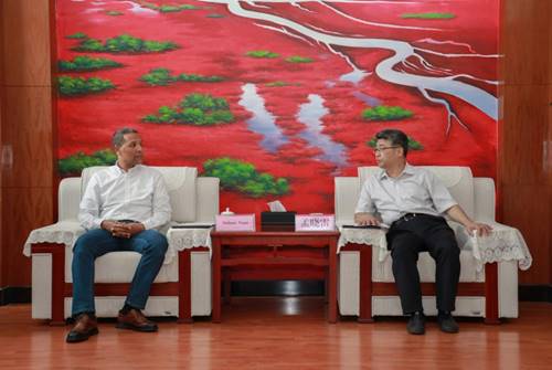 说明: https://www.sdipct.edu.cn/__local/F/A6/B2/2CB66F728CF02DAC6F70AA6623A_77CD74EE_159F7.png