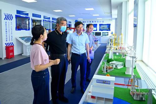 说明: https://www.sdipct.edu.cn/__local/4/90/1A/78D4126A44CC1F4A87FF5901C51_BA7AE879_B240E.png