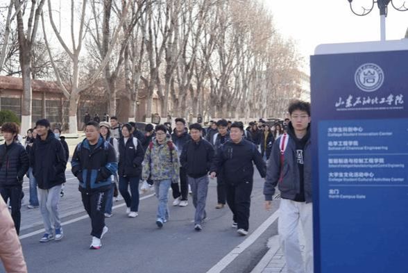 https://www.sdipct.edu.cn/__local/7/85/CD/D3D9312D3673421A581C123C3BC_78EFD913_588E1.png