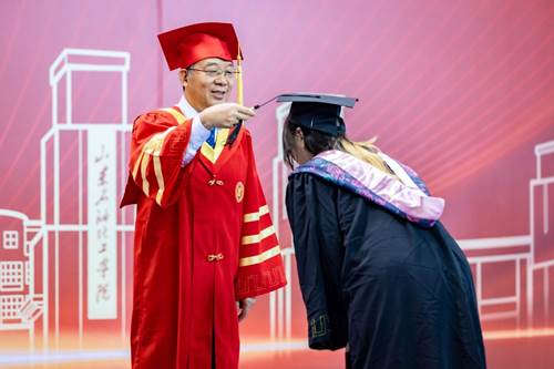 https://www.sdipct.edu.cn/__local/5/9E/61/8B66E8565B0C904DB09AAD324EE_4C5548E4_3761B.jpg