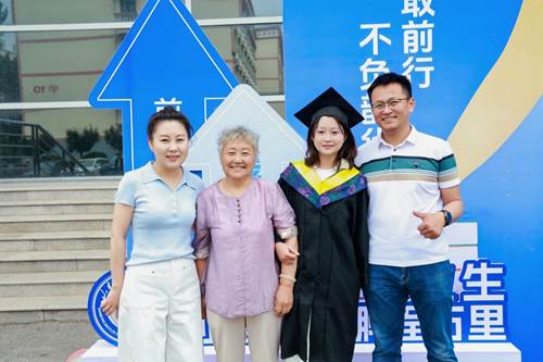 https://www.sdipct.edu.cn/__local/9/36/AF/D675681997E1C72396A70C89949_042FA55C_4DC37.jpg